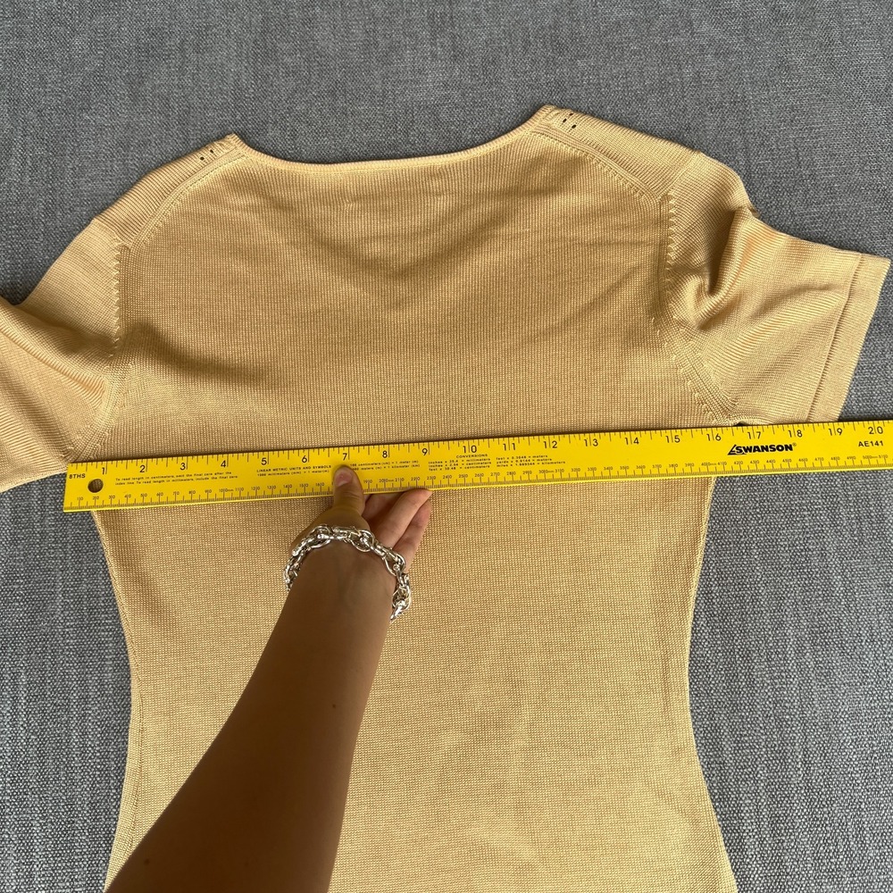 Saks Fifth Avenue Collection Knit Top Women Medium Gold Silk Short Sleeve V-Neck - Picture 6 of 8